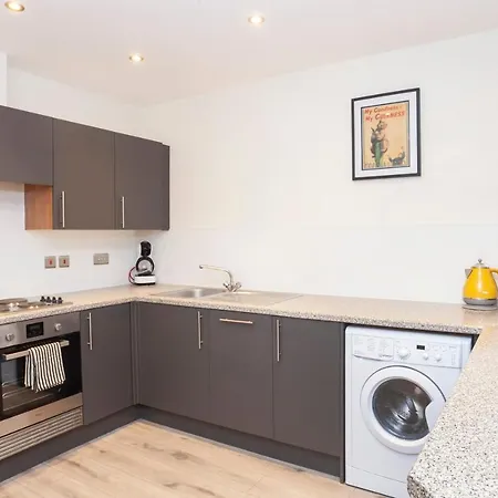Shelley House Apartament *