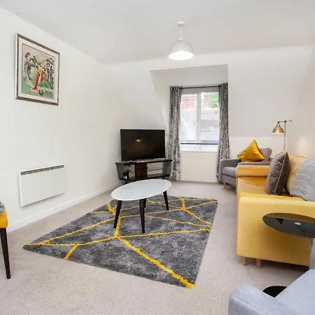 Shelley House Apartament *