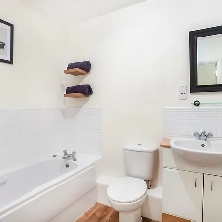 Shelley House Apartman *